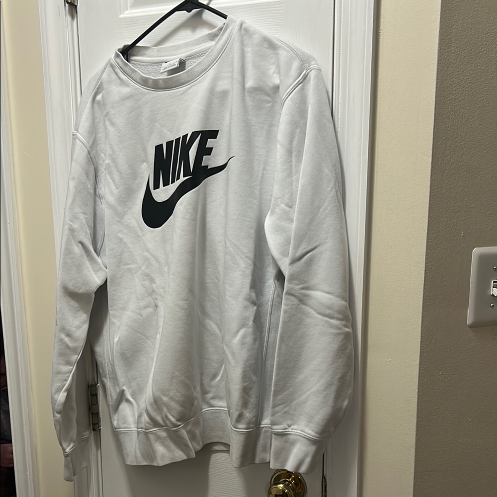 Nike White Crewneck Sweater with Iconic Swoosh